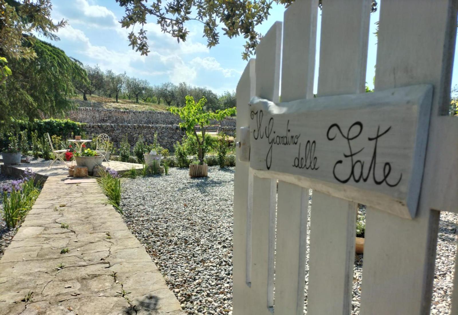 Il Giardino Delle Fate Hotel La Correggia Buitenkant foto